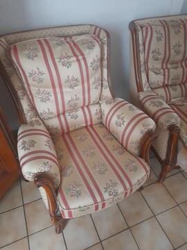 LOT DE 2 FAUTEUILS