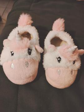 chaussons 🦄 en 26/27