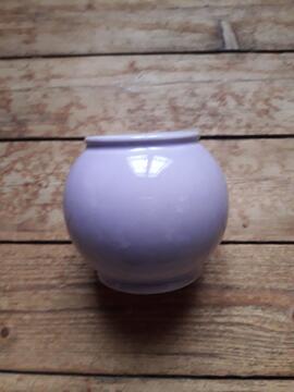 Petit pot violet