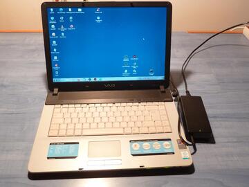 Portable Sony VAIO Vgn FS215E