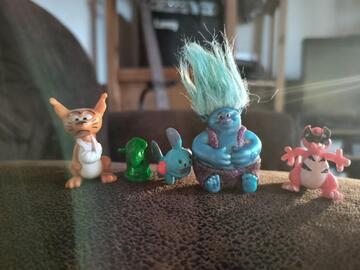 Lot de 5 figurines