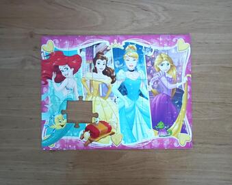 Puzzle disney princesse. 30 pièces. 4 ans et +