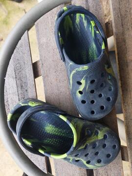 Crocs T29