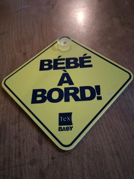 bébé a bord