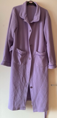 ~TM femme, peignoir couleur lavande