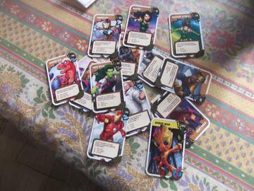 16 cartes marvel