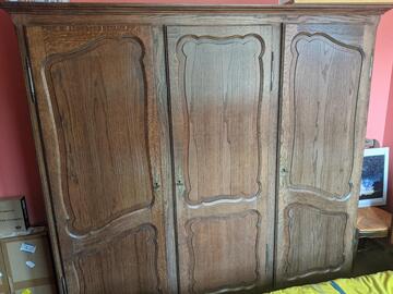 Armoire en bois