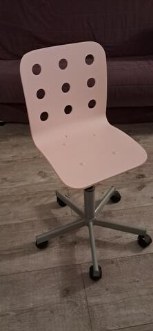 Chaise de bureau rose