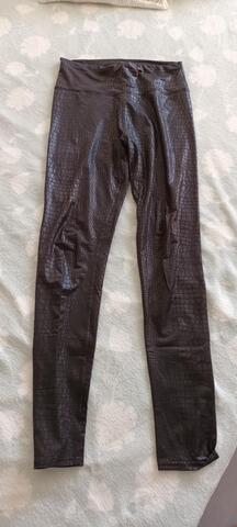 pantalon simili cuir taille 38