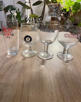 Lot de 4 verres à bière