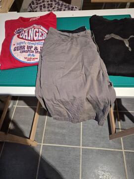 2 Tee-shirt manche longues et un short pour homme