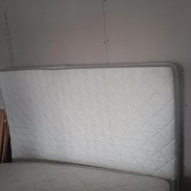 4 Matelas, 2 - 90X190 et 2 - 140X190