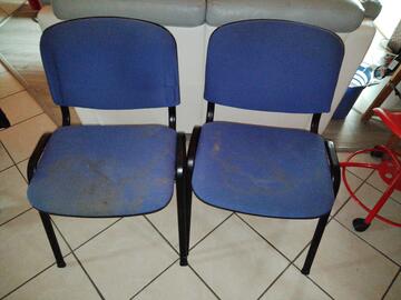 2 chaises tissus