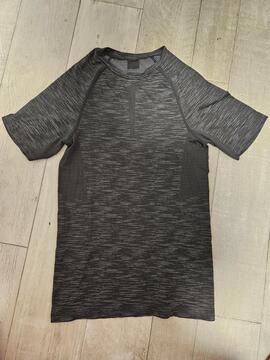 tee-shirt homme small