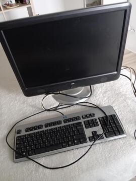 écran pc et clavier