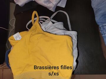 brassières fille xs/s