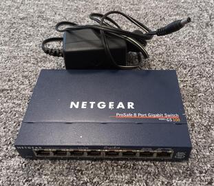 [Pour P.Lebrun] Switch Netgear GS108