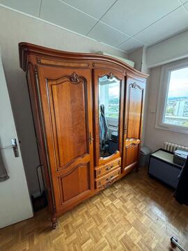 Armoire ancienne