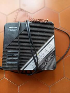 petite radio ancienne