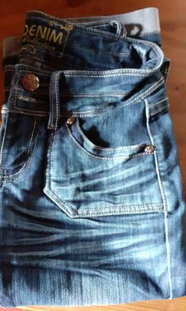 Lot de 5 jeans enfant