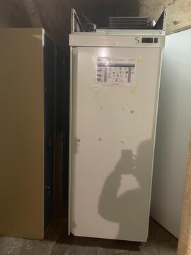 Armoire frigo de cuisine (gaz à recharger)