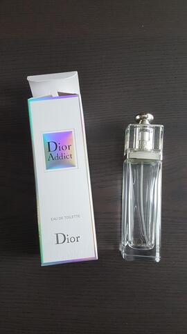 Flacon de parfum Dior Addict + boite