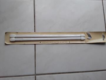 Tringle extensible 30 à 50 cm