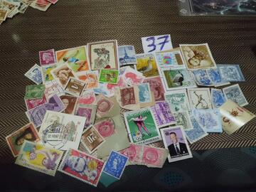 lot timbres monde lot 37