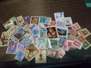 lot timbres monde lot 43