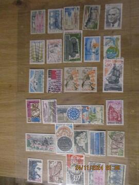 30 timbres France oblitérés 1974-75