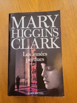 Marie Higgins Clark livre grand format