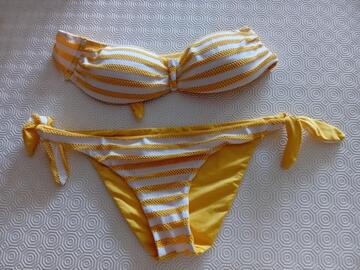 Maillot de bain 2 pièces jaune et blanc taille 38