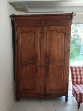 armoire en merisier