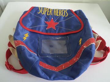 petit sac à dos super héros