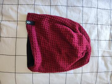 Bonnet bordeaux