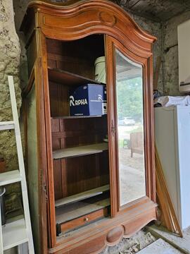 armoire en bois a renover