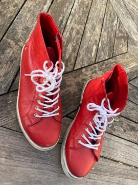 chaussures détente rouge pointure 37