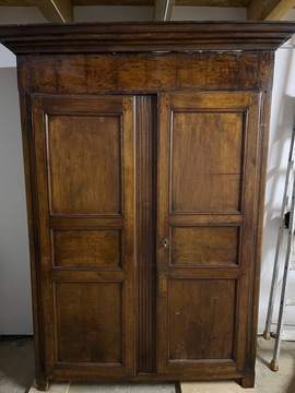 armoire ancienne en noyer