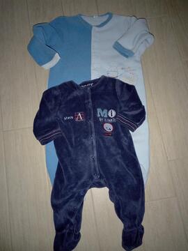 Lot pyjama 6 et 12 mois