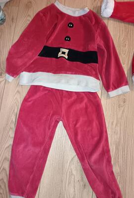 Noël 3 ou 4 ans, taille petit