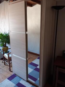 armoire avec miroir