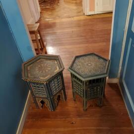 2 petites tables marocaines, hauteur 48cm, largeur 38cm