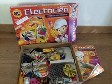 Jeu petit électronicien