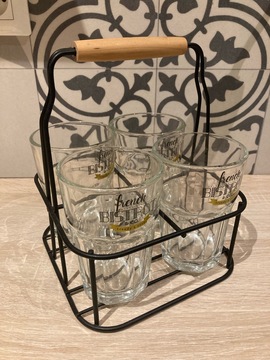 panier avec 4 verres