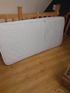 sommier + matelas 90x190