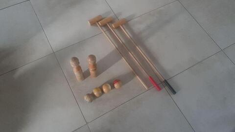 Jeu de cricket en bois