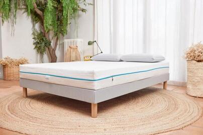 matelas presque neuf et sommier basique