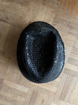 Chapeau noir paillettes