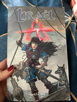 Livre jeunesse « lirael »