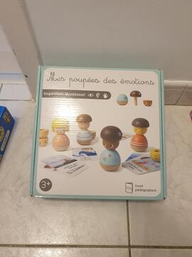 jeu émotions poupées en bois